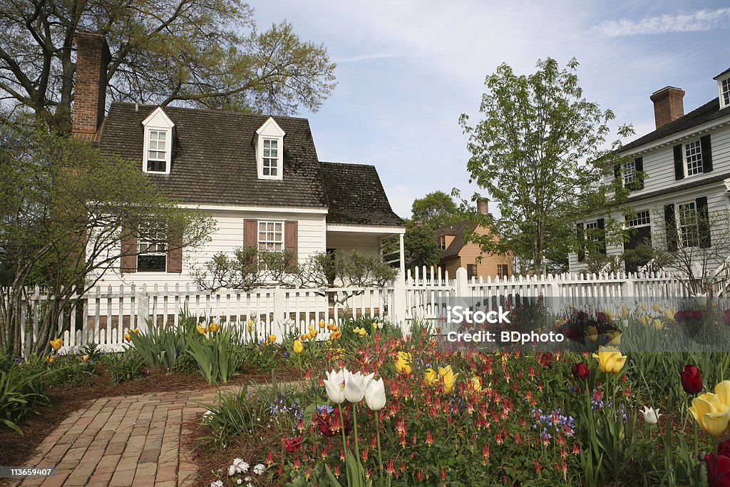 Temprano en la mañana de Williamsburg, Virginia - Foto de stock de Williamsburg - Virginia libre de derechos