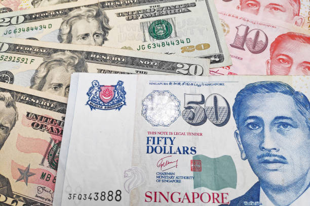 istock US Dollar & Singaporean Dollar 1136598909