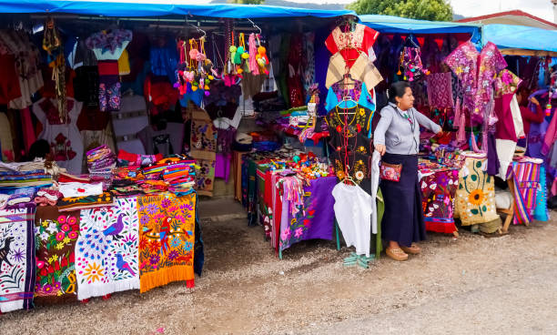 vendor and artisan - mexico dress market clothing imagens e fotografias de stock