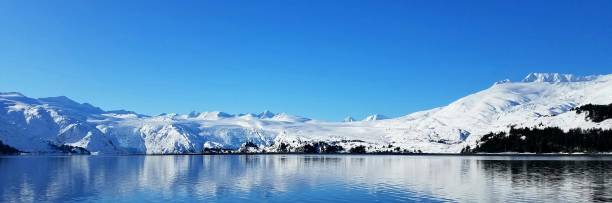 istock Blackstone Glacier, Alaska, Panorama 1136653825