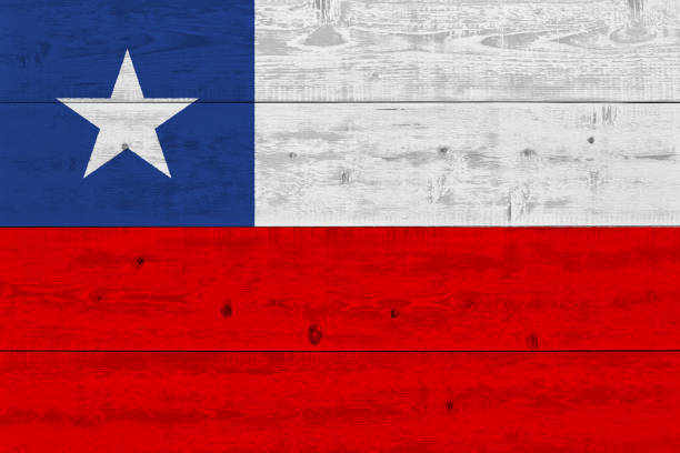 istock Chile flag painted on old wood plank 1136691511