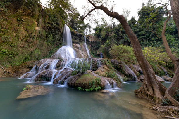 dai yem waterfall. this is a nice waterfall in moc chau, son la province, vietnam - length south high up climate imagens e fotografias de stock