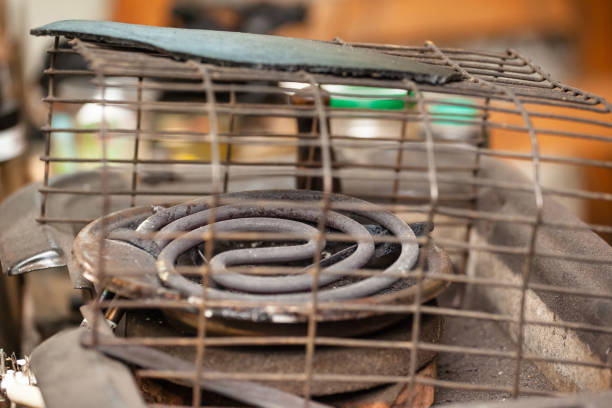 istock old spiral electric cooker 1136705795