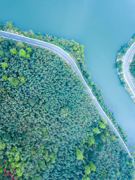 istock Highway beside the lake 1136735315
