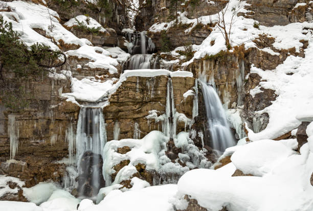 istock Kuhflucht waterfall in winter 1136736586