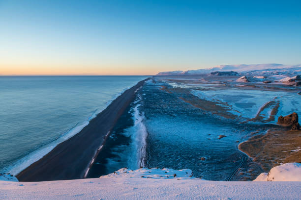 istock Iceland Dihorari Natural Scenery 1136754537