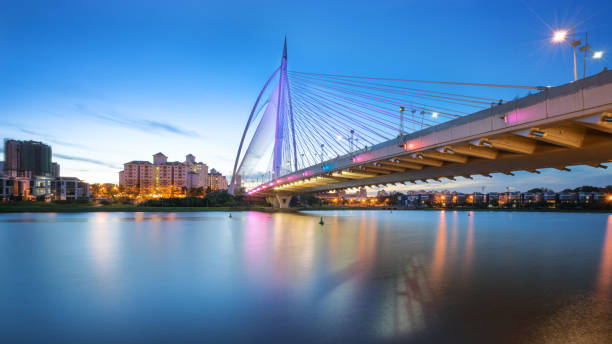 istock Putrajaya Seri Perdana bridge 1136808913