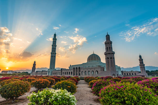 grande moschea muscat - oman greater masqat built structure mosque foto e immagini stock