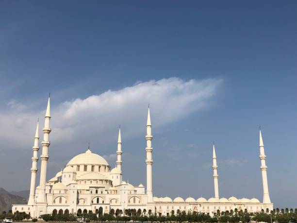 istock Fujairah Whole Mosque 1136872339