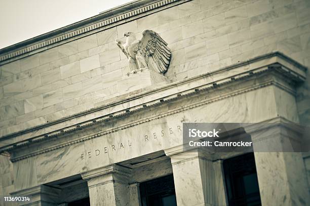 Foto de Prédio Da Reserva Federal e mais fotos de stock de Prédio da Reserva Federal - Prédio da Reserva Federal, Águia, Estátua
