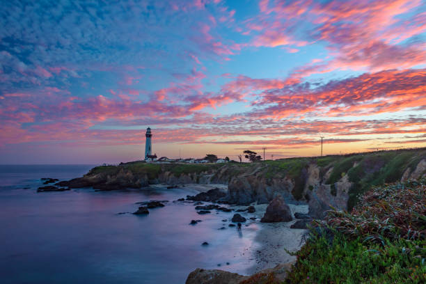 istock Pigeon Lighthouse Sunset, Highway 1 1136903981