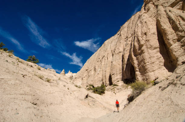 istock Kasha-Katuwe - Hiking Below Massive Walls 1136942284