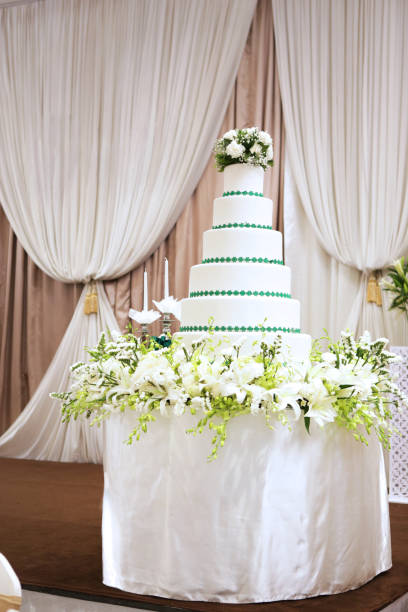 istock big wedding cake in wedding party 1136956513