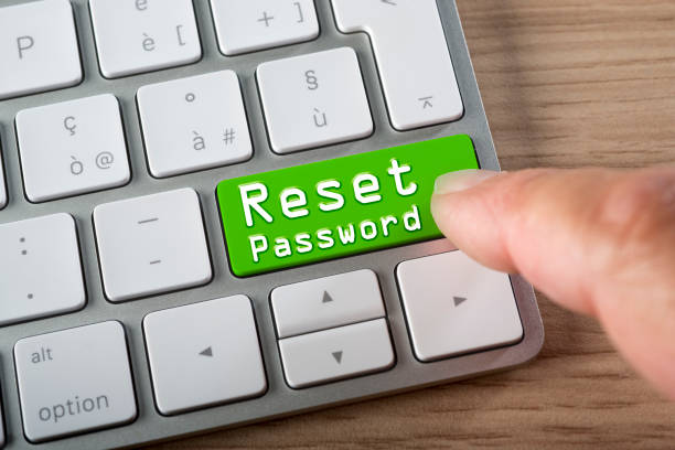 Reset password Reset password button on keyboard: concept of computer security. New secret code for the PC. refresh button on keyboard stock pictures, royalty-free photos & images