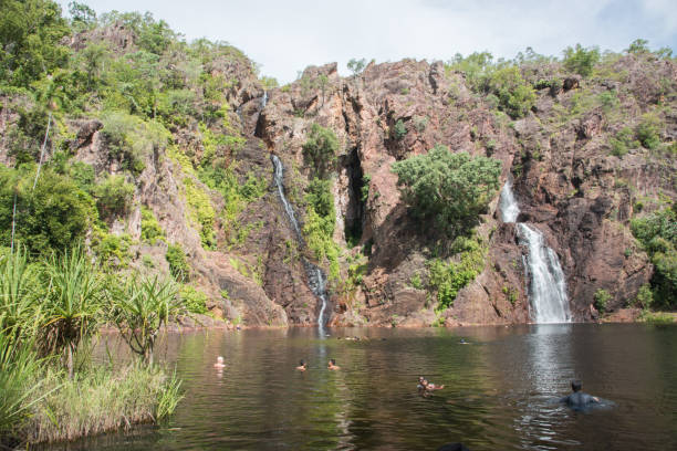 niesamowite wodospady wangi - wangi falls zdjęcia i obrazy z banku zdjęć