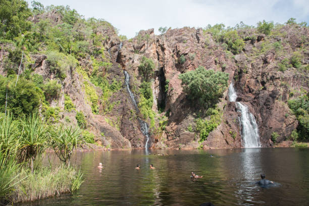 awesome wangi falls - wangi falls imagens e fotografias de stock