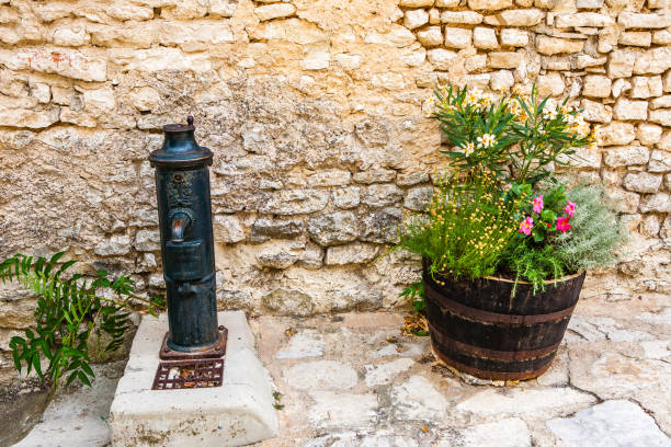 istock Provence - France 1137065929