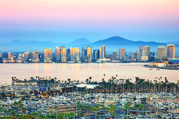 サンディエゴ (カリフォルニア州) - san diego california skyline california san diego bay ストックフォトと画像