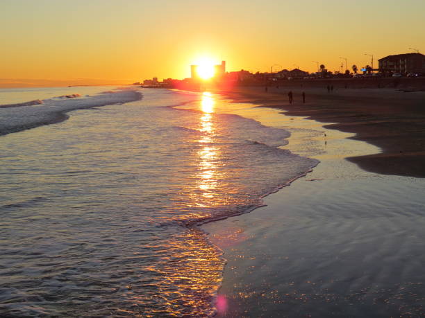 istock A beautiful sunset in Galveston, Texas 1137111825