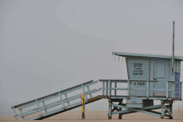istock Lifeguard Tower with Gray Sky 1137144229