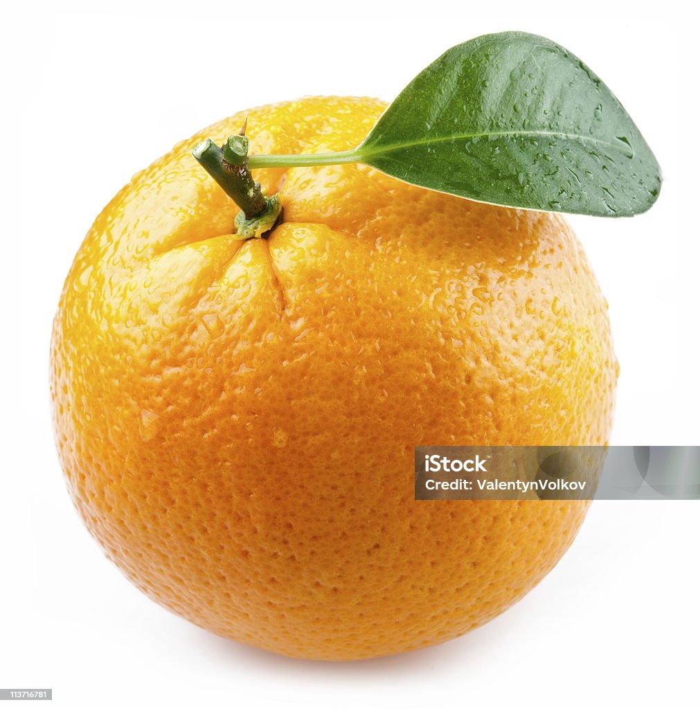 Immagine di un maturo arancio. - Foto stock royalty-free di Agrume