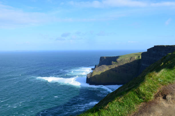 istock Gorgeous Scenic Cliffs of Moher in Ireland 1137234125