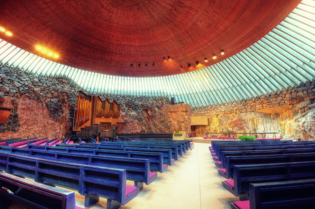 temppeliaukio kirche, helsinki, finnland - place of worship stock-fotos und bilder