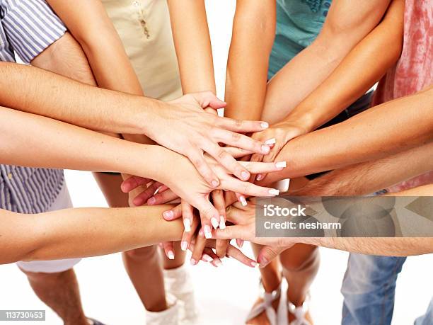 Pila De Manos Foto de stock y más banco de imágenes de Adulto - Adulto, Adulto joven, Amistad