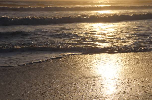 istock Sunrise on sea 1137306787