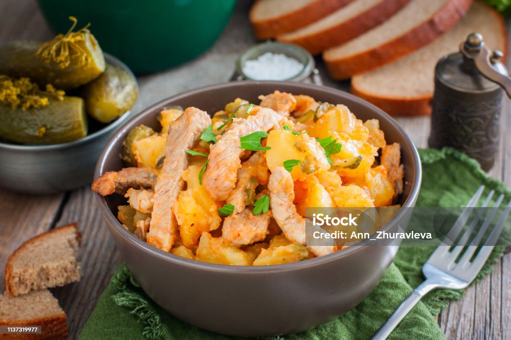 Azu - pork stew with potatoes and pickled cucumbers, horizontal Braised Stock Photo