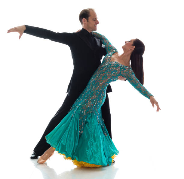 istock Happy ballroom dancers 1137370836