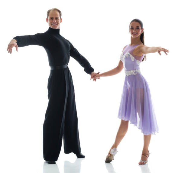 istock Two beautiful ballroom dancers 1137371232