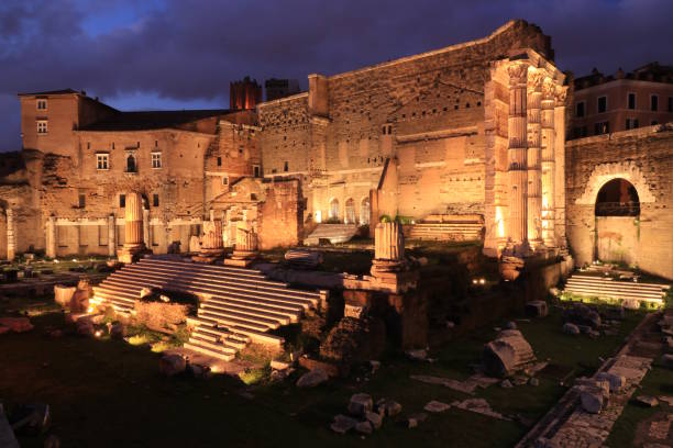 istock Forum of Augustus at night 1137407121