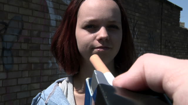 Teen refuses cigarette