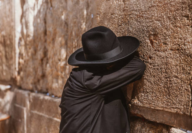 Wailing Wall in Jerusalem A jewish looking at the wailing wall in Jerusalem,Israel. hasidism photos stock pictures, royalty-free photos & images