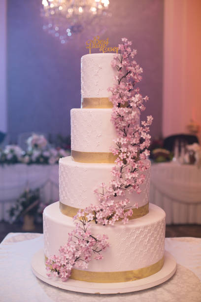 istock Delicious wedding cake with pink flowers 1137485956