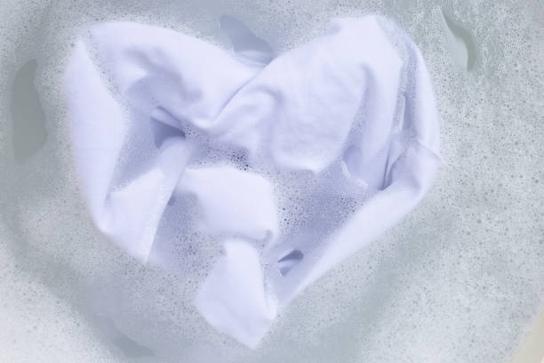 istock Soak a cloth before washing, white cloth, Heart shape 1137585714