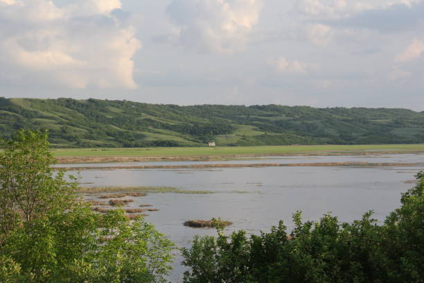 istock Qu'Appelle Valley Scenery by Andrea Lawrence C-1020377 1137598018
