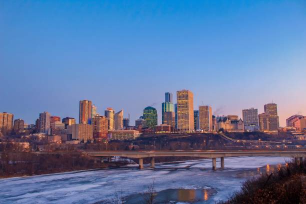 istock Vibrant City Skyline 1137605831