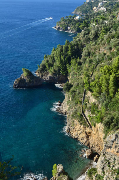 istock Stunning Amalfi Coast in Italy 1137612824