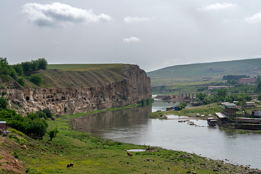 Hasankeyf village on the Tigris river, Turkey. The GAP dam project will flood.