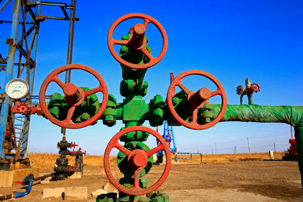 istock Oil pipes and valves 1137651589