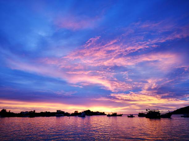 istock Beautiful sunset view and vivid color on blue sky. 1137658165