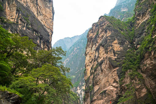 Travelling in Asia, Tiger Leaping Gorge, Qiaotou, China