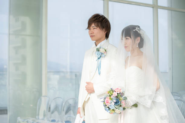 istock Wedding groom and bride 1137684246