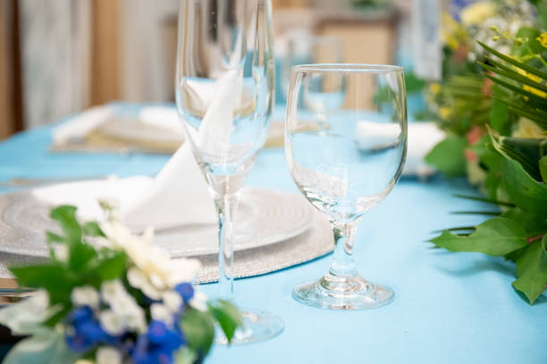 istock Wedding high sand seat cutlery and dish glass 1137684493
