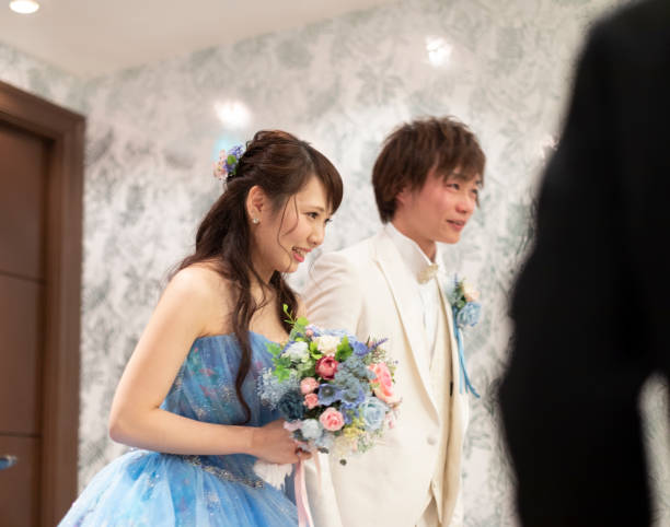 istock Wedding Groom and bride leaving 1137693632
