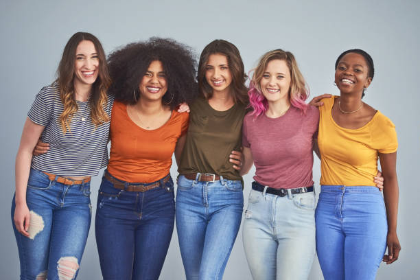 istock True friends stand together 1137700359