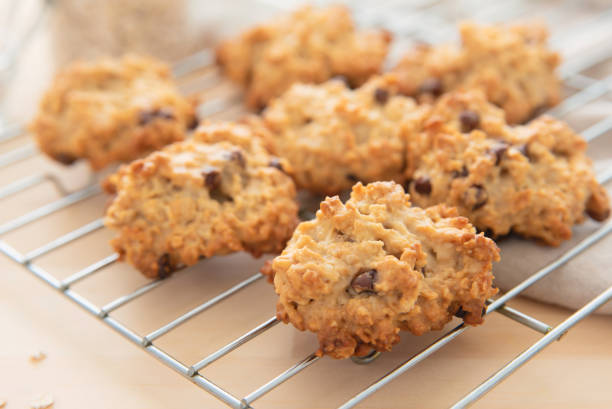 istock Oatmeal and chocolate chip cookies 1137704491