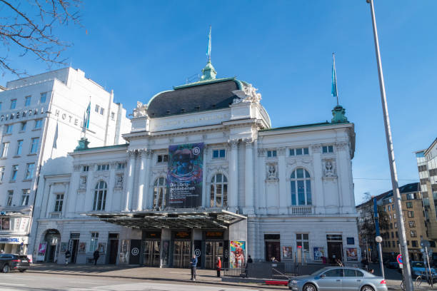 teatro deutsches schauspielhaus en el barrio de st. georg de la ciudad de hamburgo, alemania. - berlin germany gendarmenmarkt schauspielhaus germany fotografías e imágenes de stock